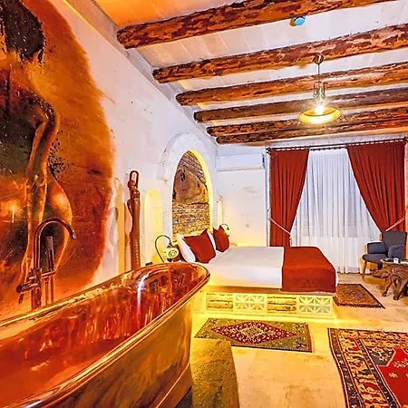 Historical House Hotell 5*